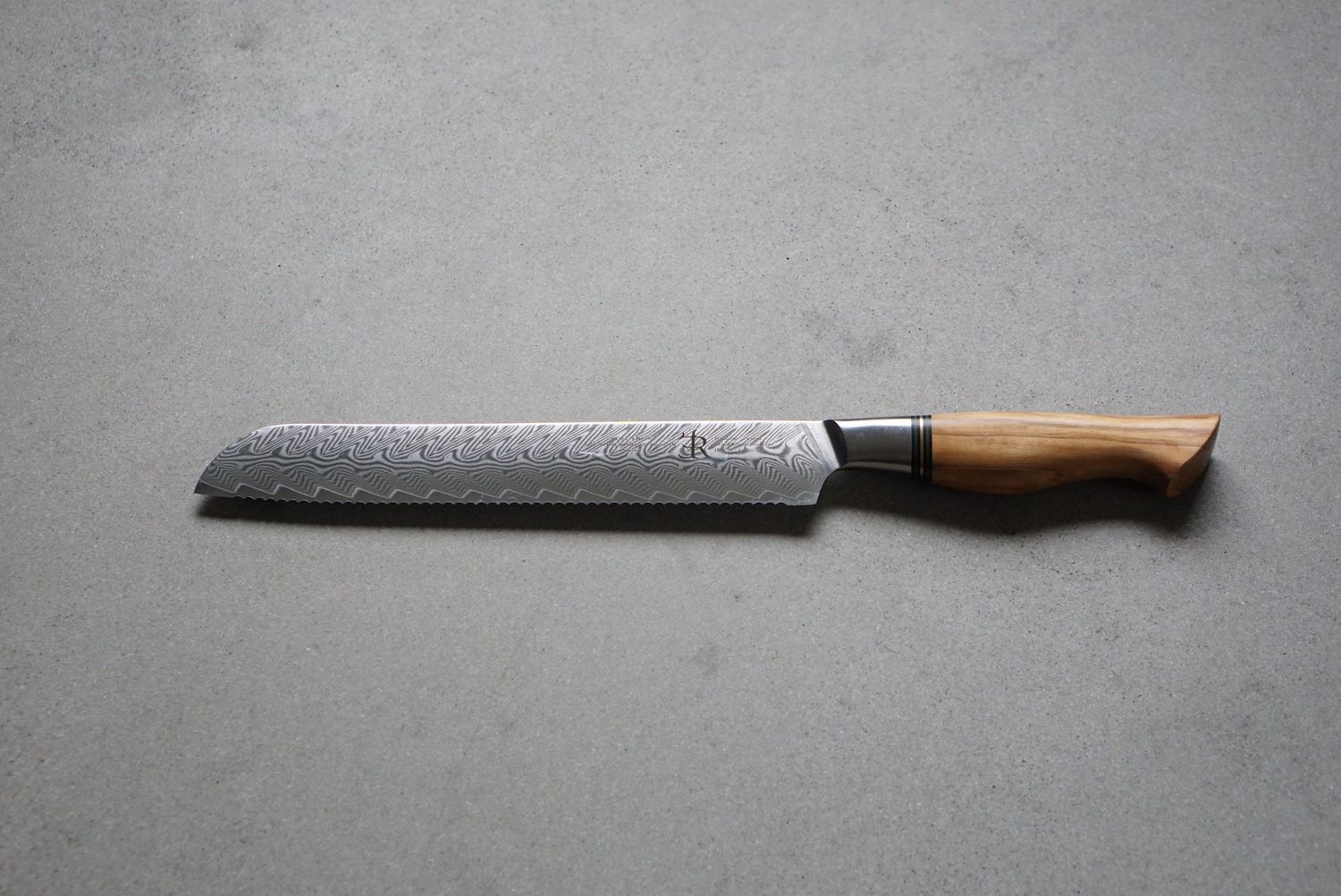 ST650 Bread Knife