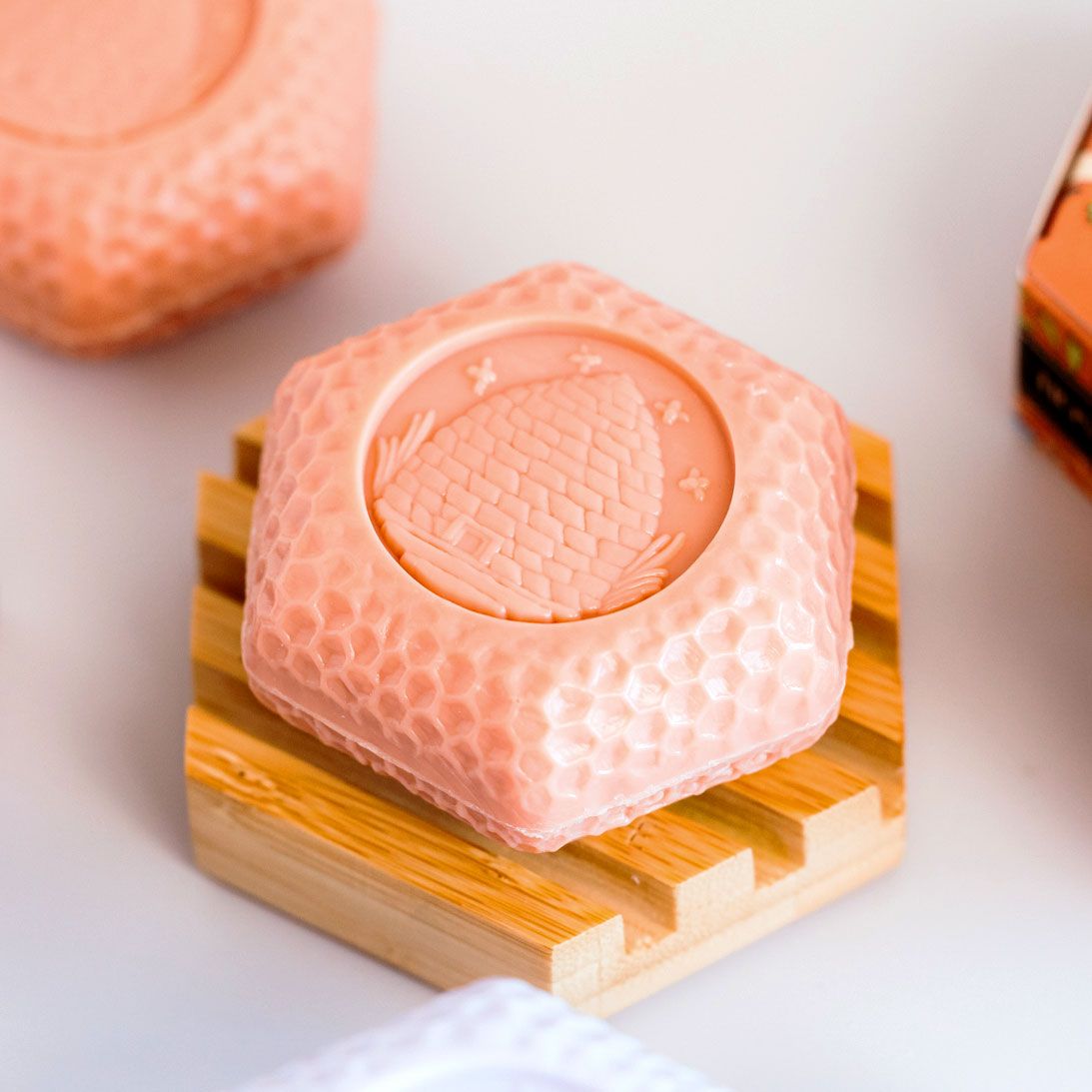 Soap Dish Bamboo Hex