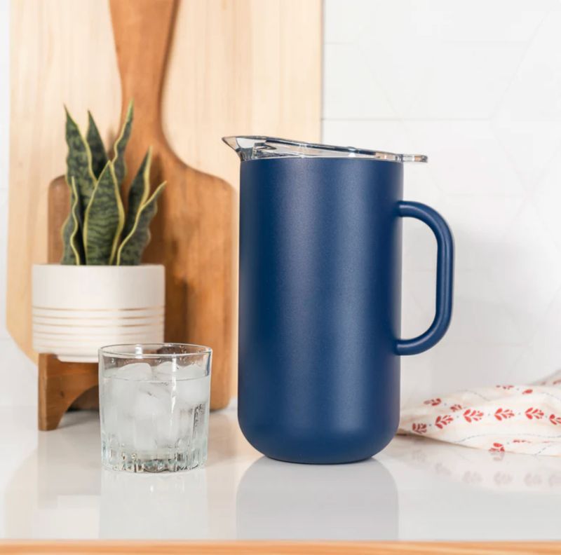 Vacuum-Insulated SS Pitcher 2L