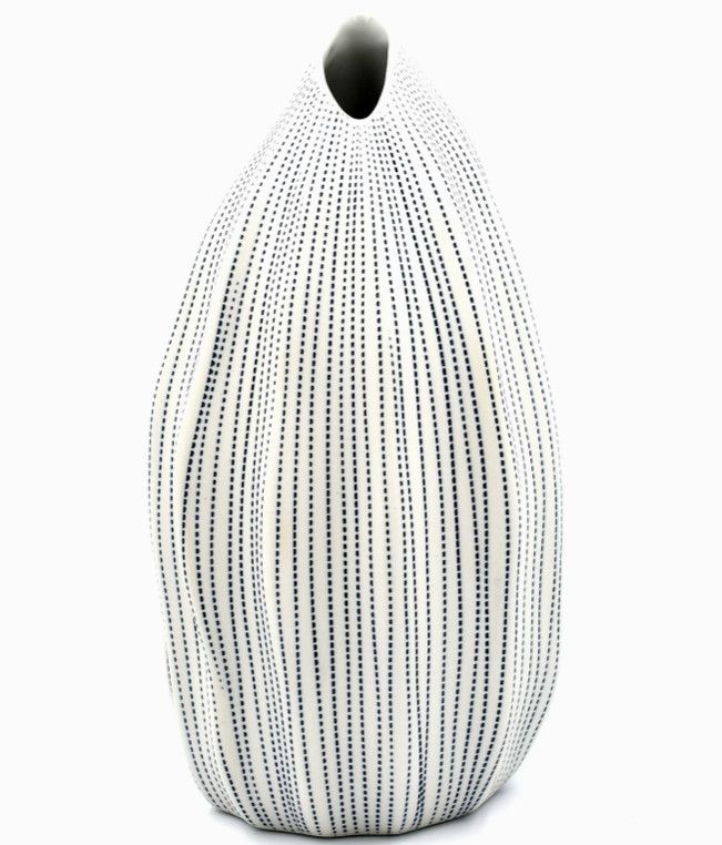 Seda S-Handcrafted Porcelain Vase