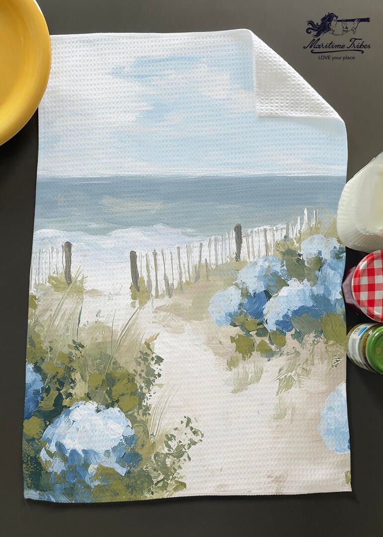 Hydrangea Hand Towel 16" x 24"