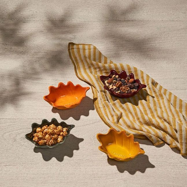 French Oak Leaf Bowls Set of 4