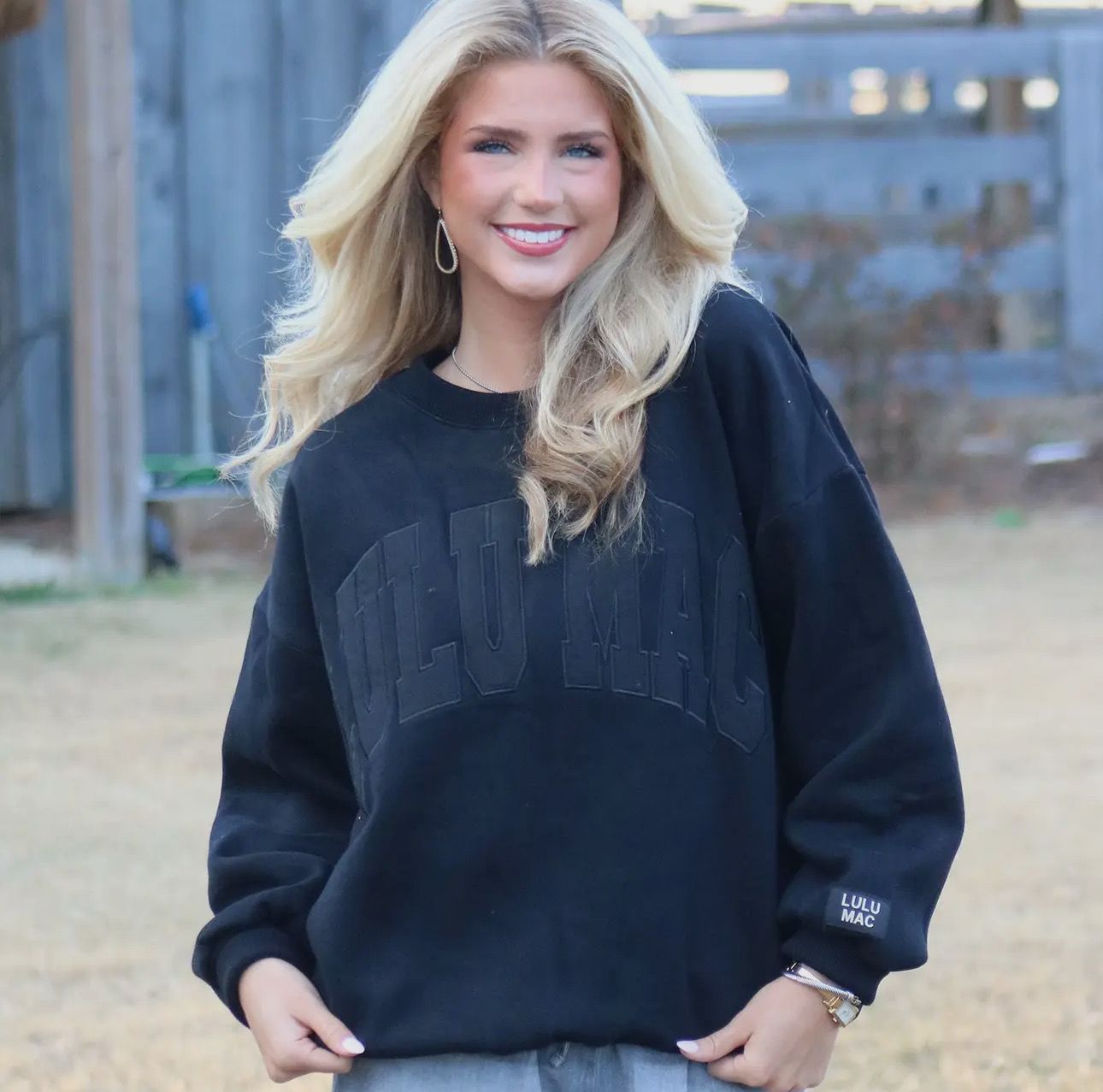Lulu Mac Black Pullover