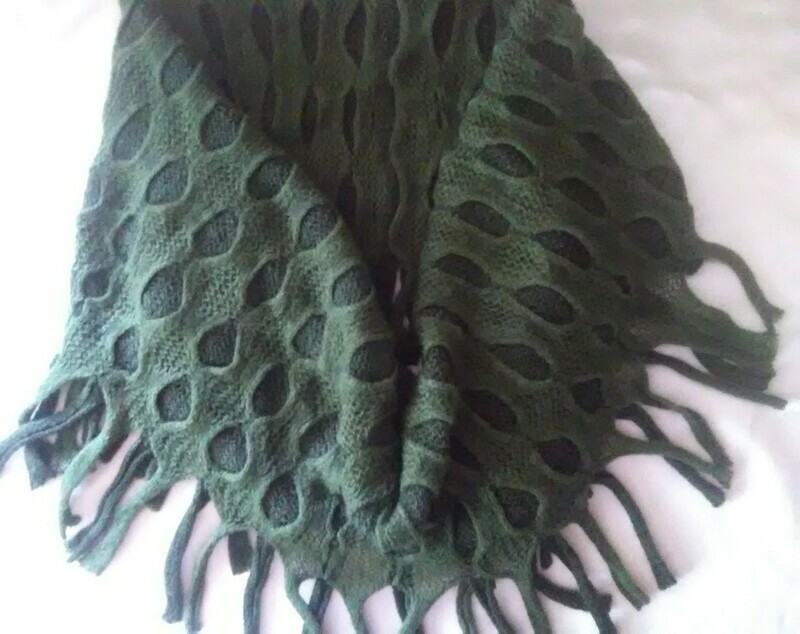 round scarf for lady