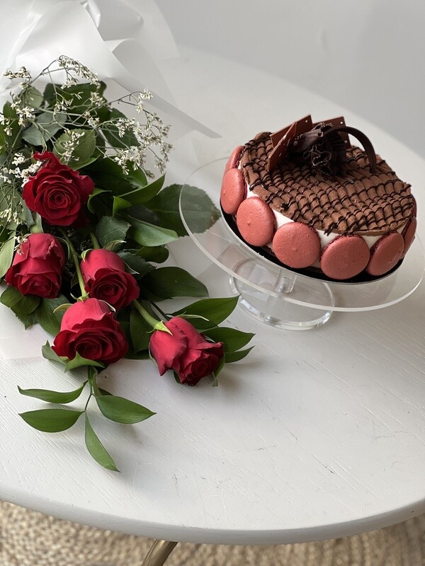 Triple Chocolate Cake with Roses
