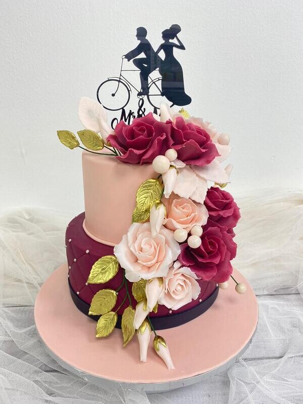 Pink & Maroon Theme wedding cake