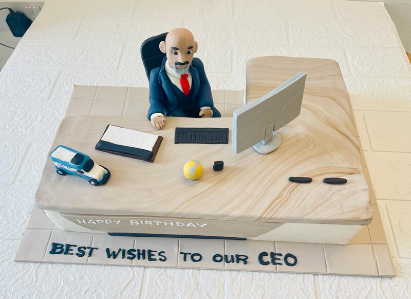 CEO  Birthday Cake - 3D