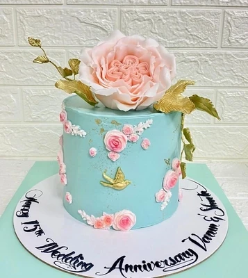Handmade Flower Anniversary cake (Pre-order)