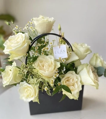 Special White Roses bag