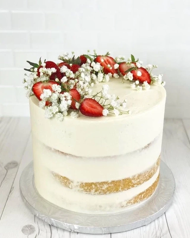 Minimalist/Naked Cake