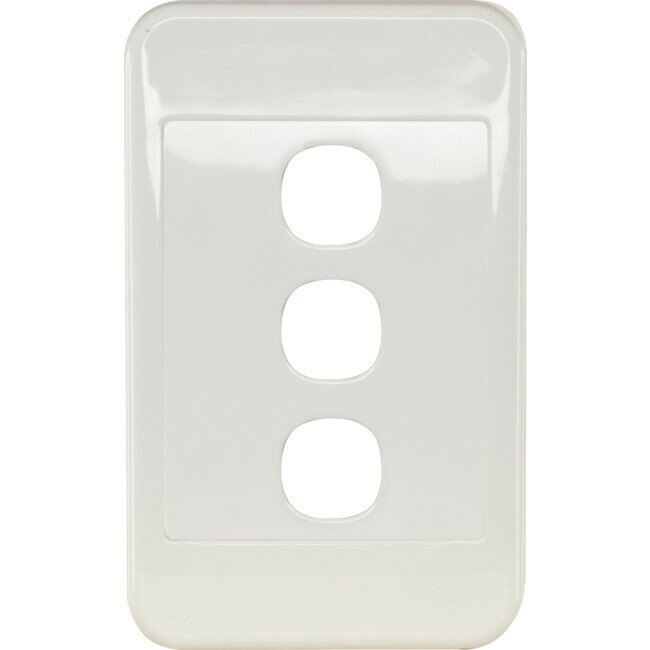 3 GANG WALL PLATE WHITE