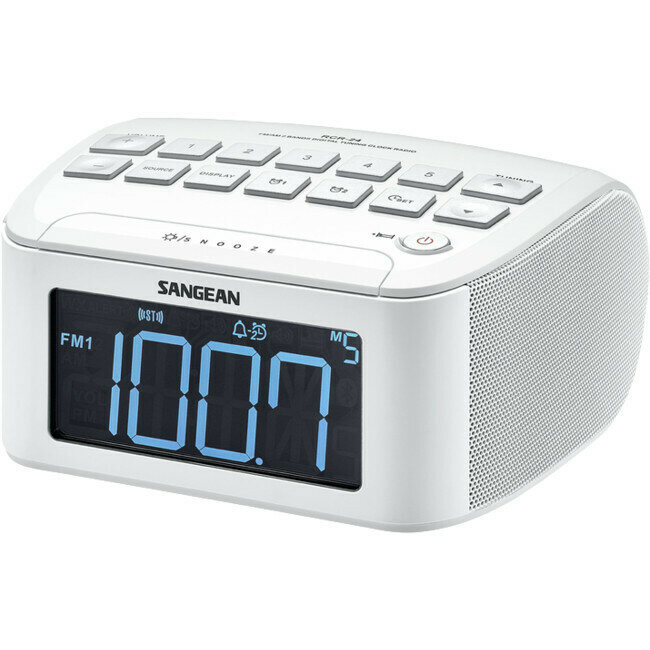 WHITE AM/FM CLOCK RADIO