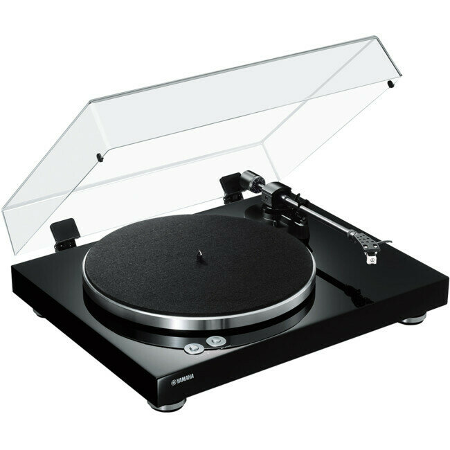YAMAHA BELT DRIVE TURNTABLE