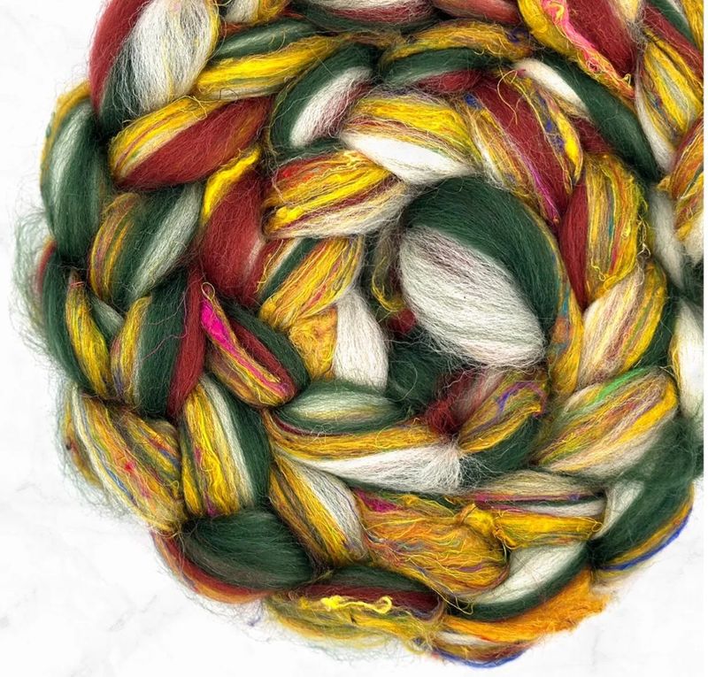 Kammzug Shetland Wolle mit Sari-Seide Kammzug Shetland Wolle mit Sari-Seide