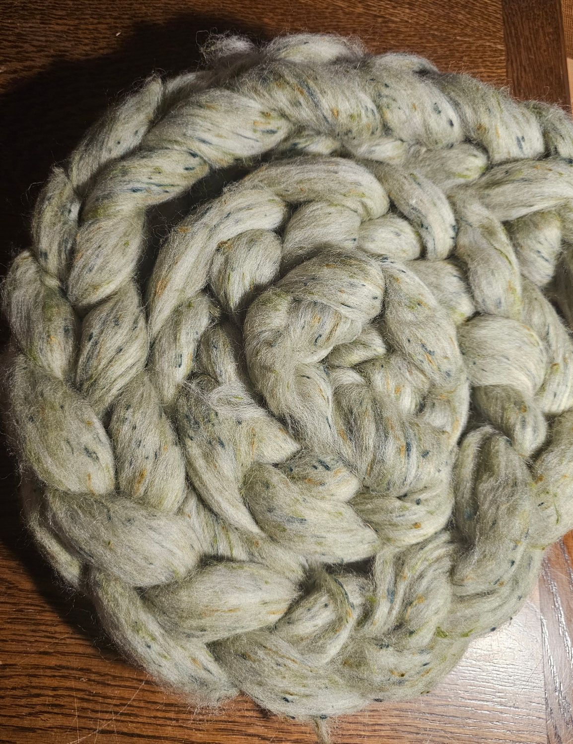 Kammzug Wolle und Viskose Nepp