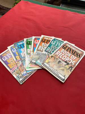 Guinness Booklets - Pint Sized Guinness Book Of Records (Sold As Set Of 8) 