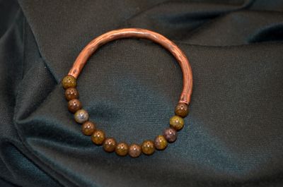 Bransoletka agat i miedź – rękodzieło