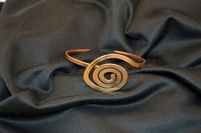 Bransoleta mosiężna „Spirala”