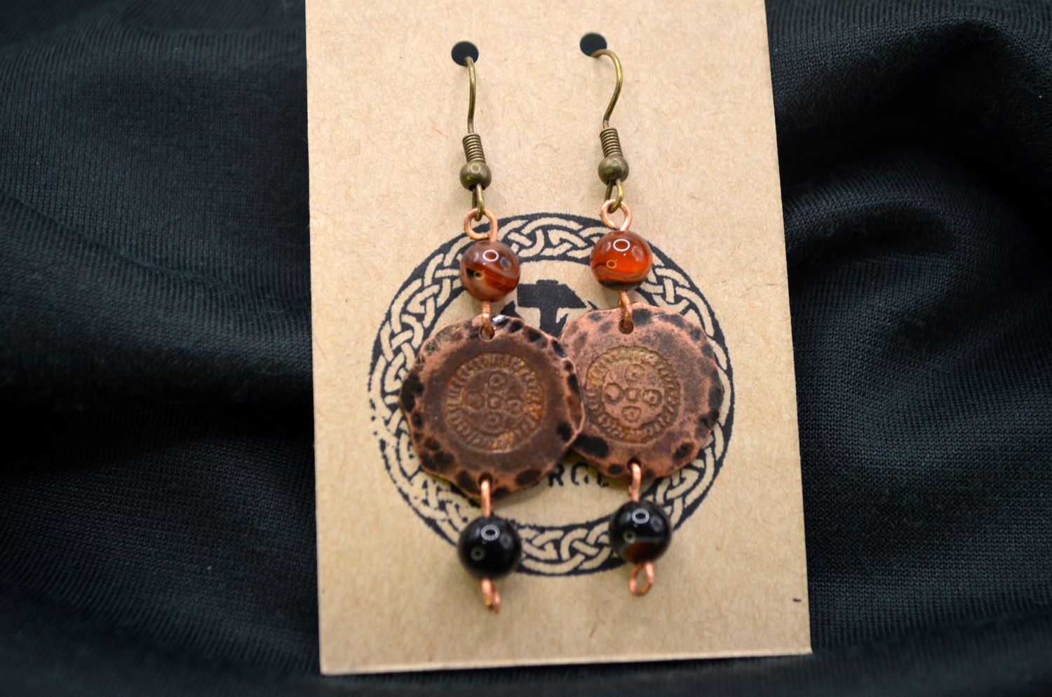 Kolczyki miedziane z agatami – rękodzieło