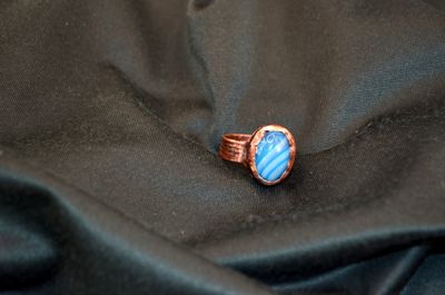 Pierścień miedziany z agatem – regulowany