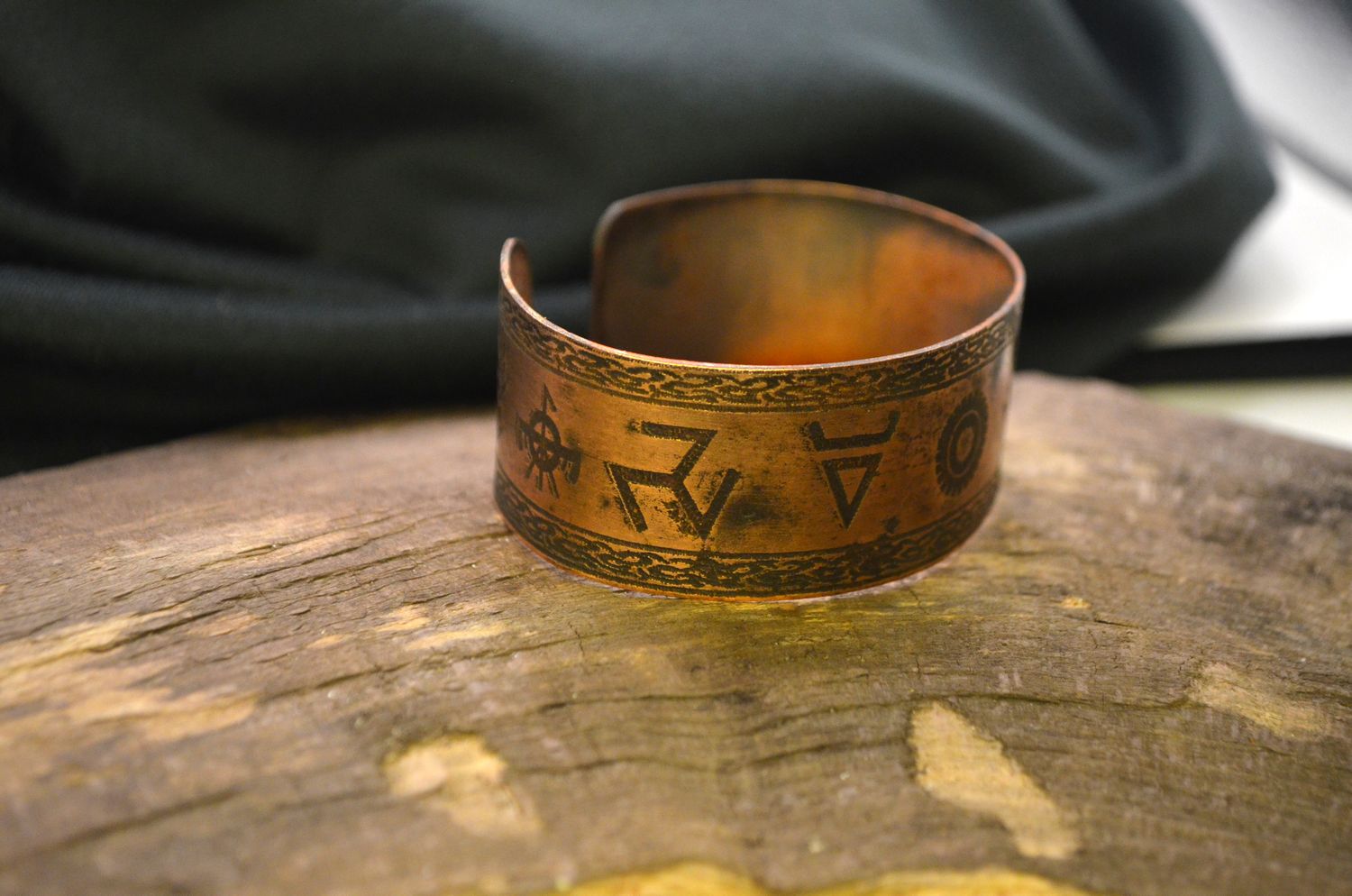 Bransoleta miedziana – motyw słowiański (wytrawiana chemicznie)