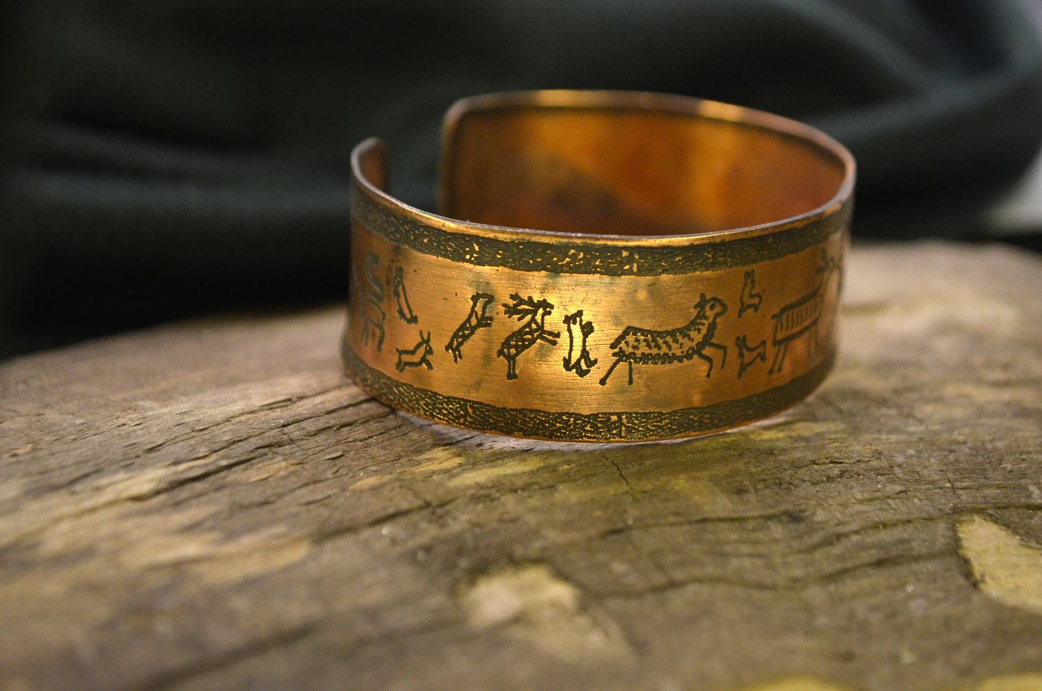 Bransoleta miedziana – motyw słowiański (wytrawiana chemicznie)