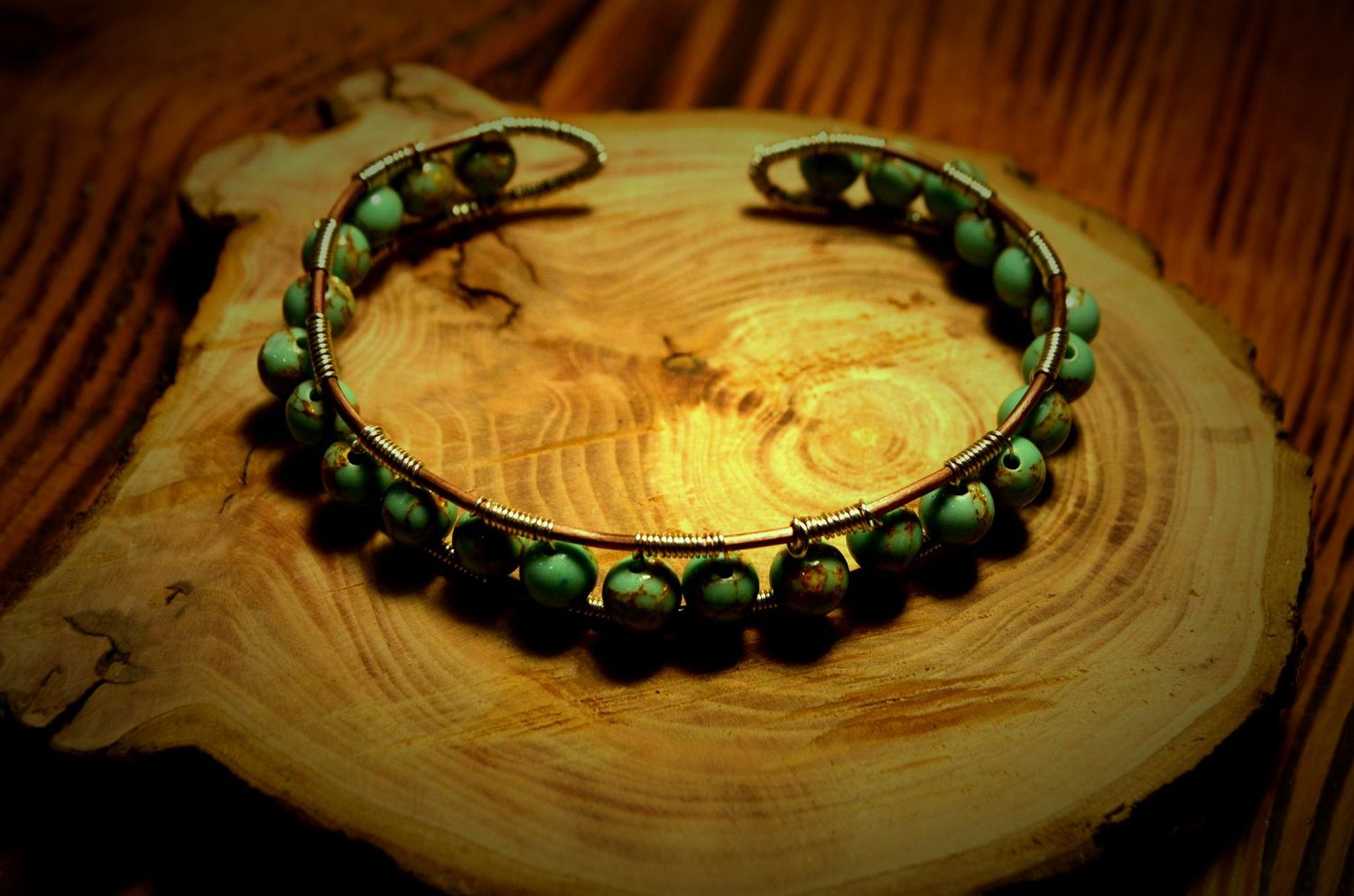 Miedziana bransoleta z turkusem – handmade