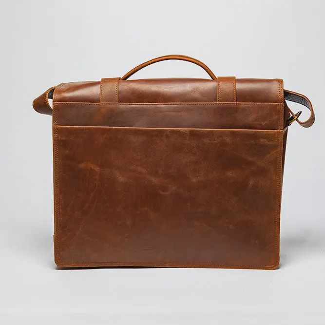 Course Leather Messenger Bag 2.0