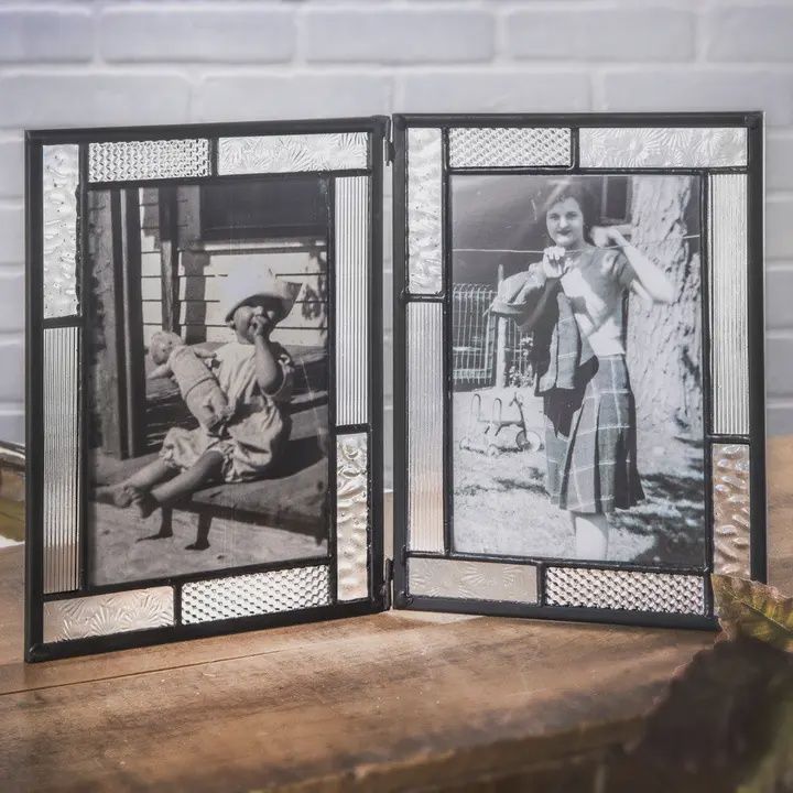 Clear Texture Stained Glass Hinged Picture Frame 4x6