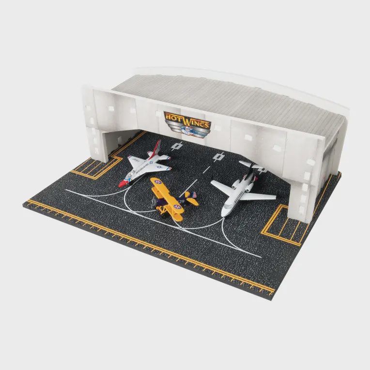Hangar Airplane Landing Toy