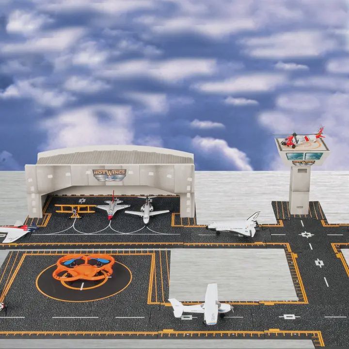 Hangar Airplane Landing Toy