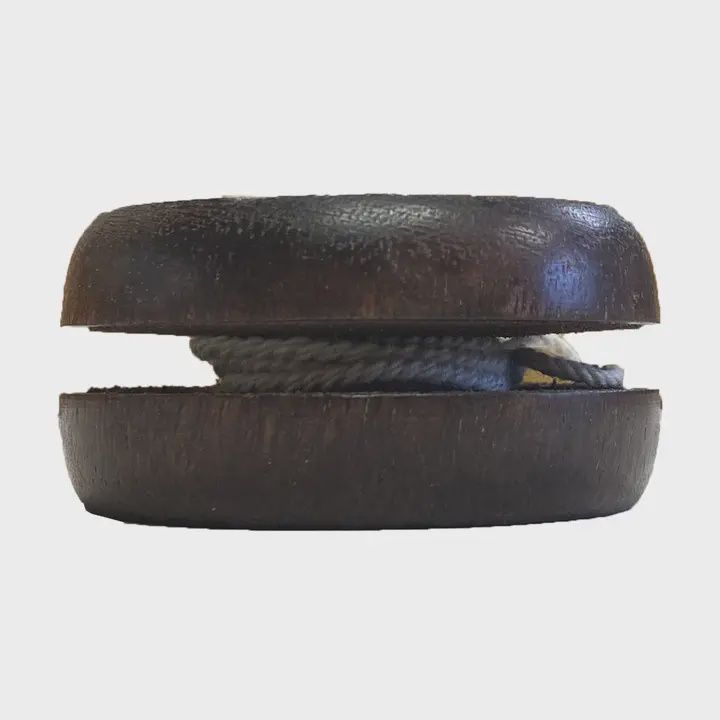 Wooden Yo-Yo in Cloth Bag 2"