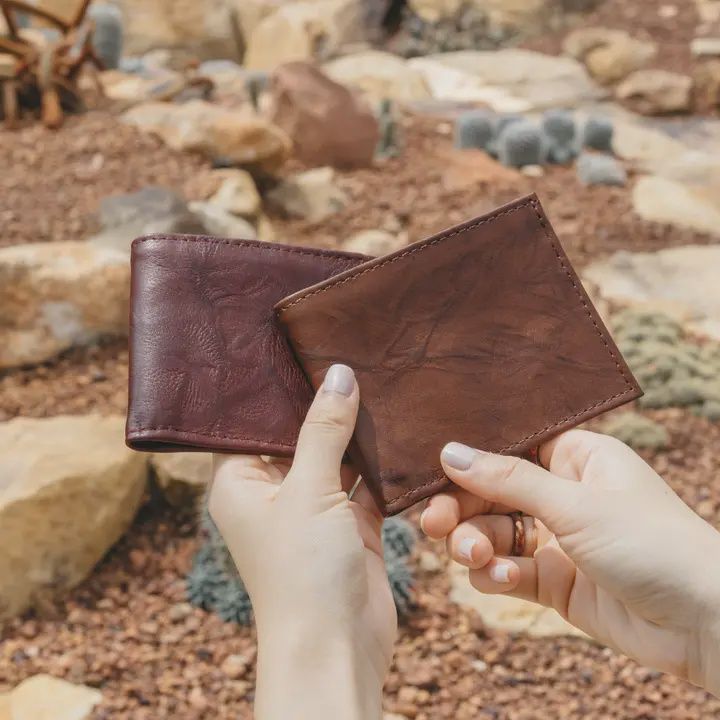Leather Bifold Wallet ID window