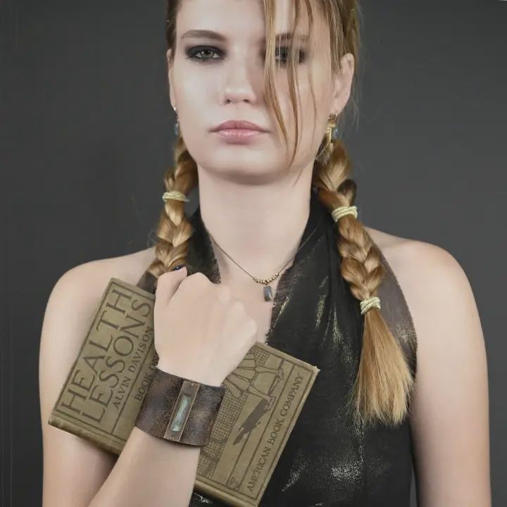 2" Leather Cuff - Labradorite