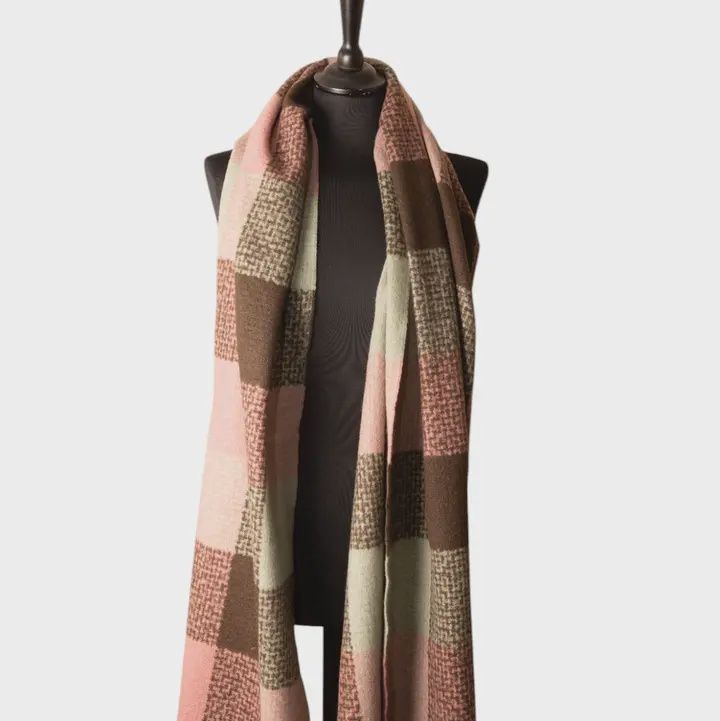 Green,Pink, &amp; Maroon Checked Winter Scarf