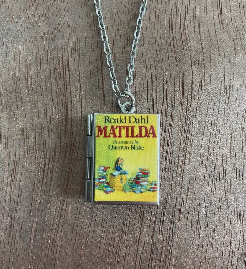 Book Locket Matilda