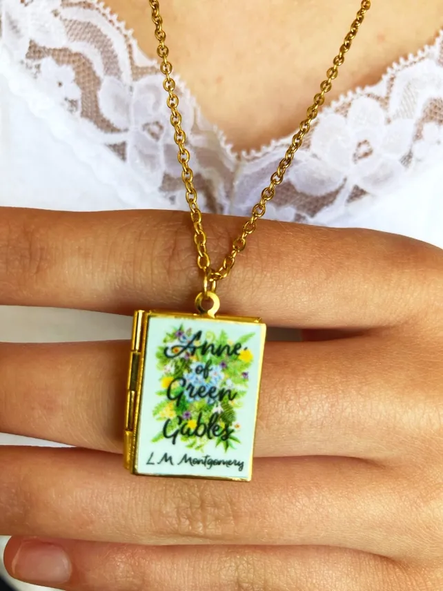 Book Locket Anne of Green Gables - Light Green