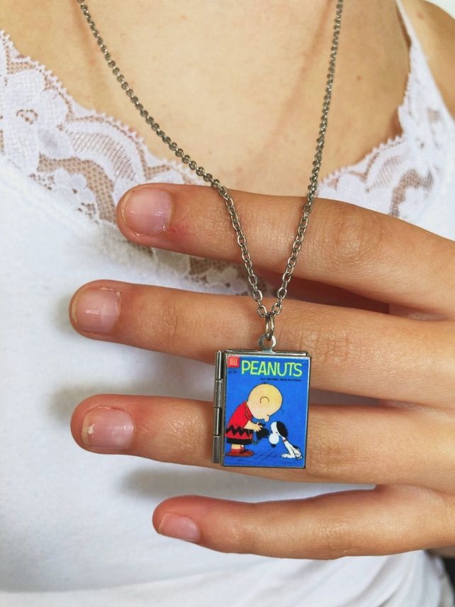 Book Locket Peanuts - Charlie Brown