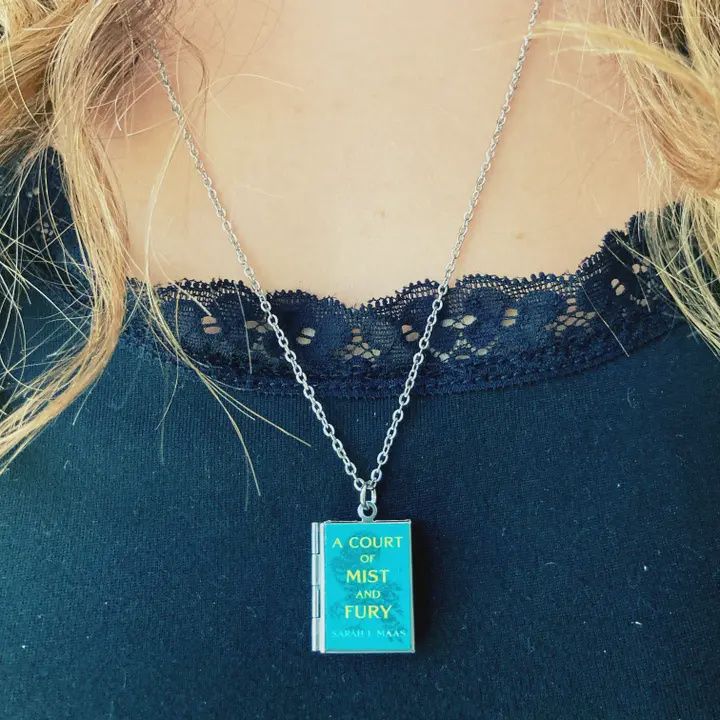 Book Locket A Court of Mist and Fury