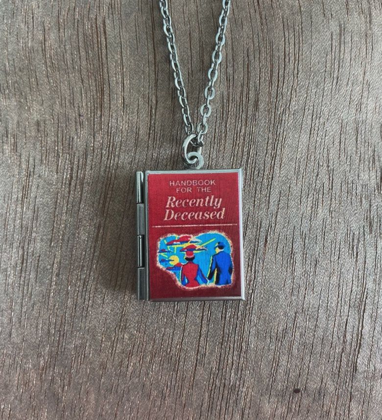 Book Locket Beetlejuice - Handbook