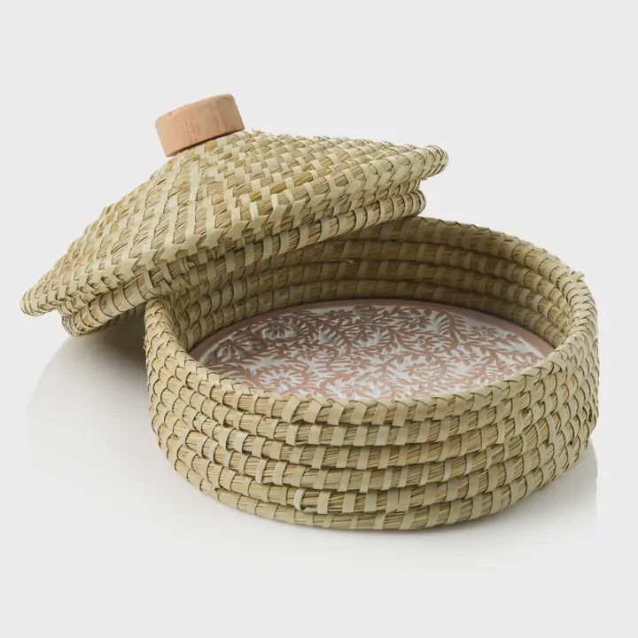 Lidded Pangara Terracotta Breadwarmer