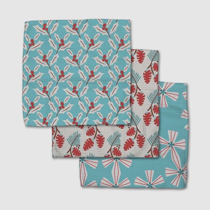Winter Holly Dishcloth Set