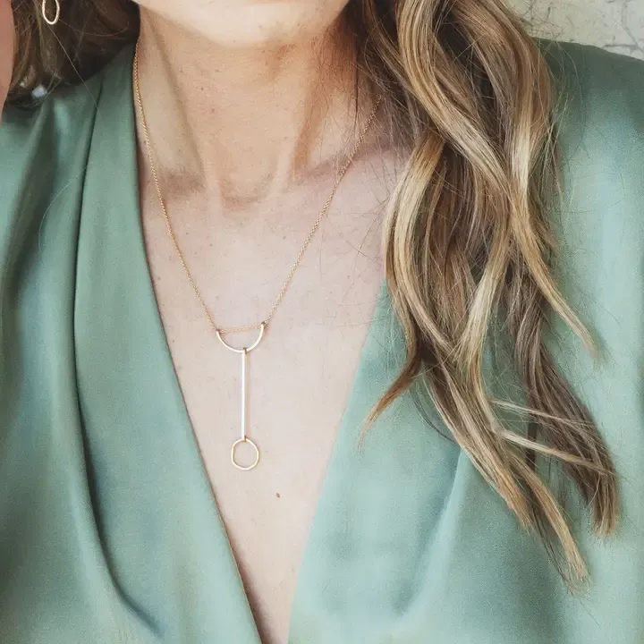 Silver Modo Line &amp; Circle Pendant Necklace