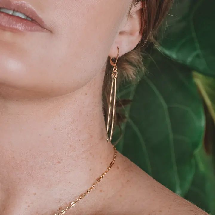Gold Mast Earrings : Long Skinny Wire Rectangles