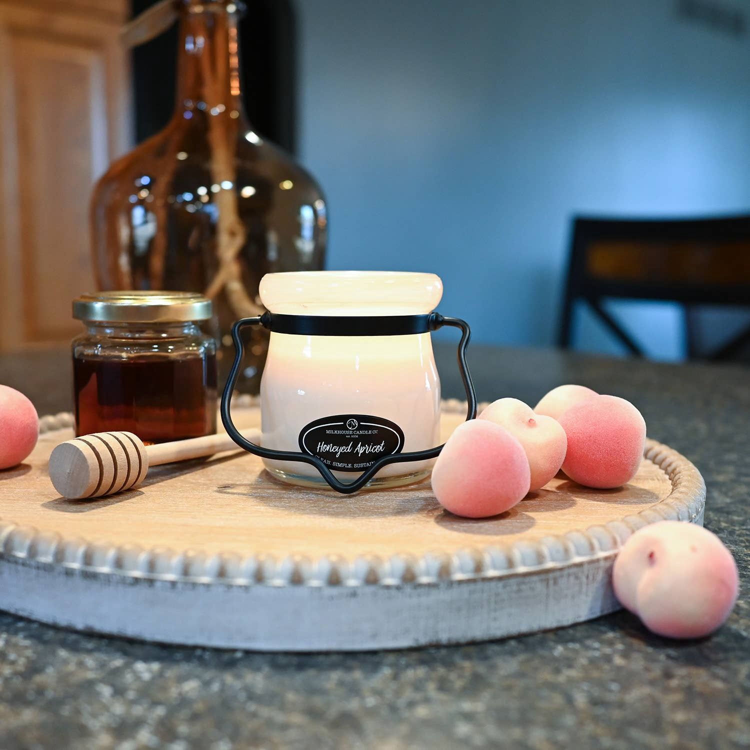 5 oz Cream Jar Candle: Honeyed Apricot