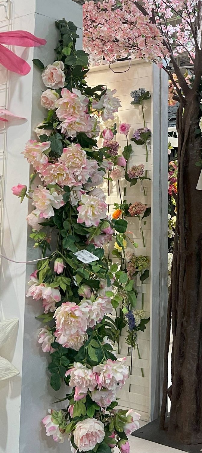 10' Made To Order Reusable Mixed Rose Peony Garland, Color: LP