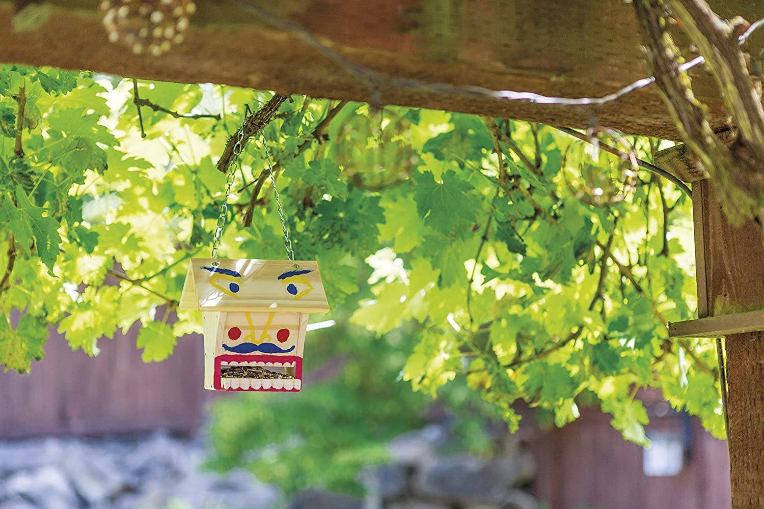 Beetle &amp; Bee Build A Bird Buffet