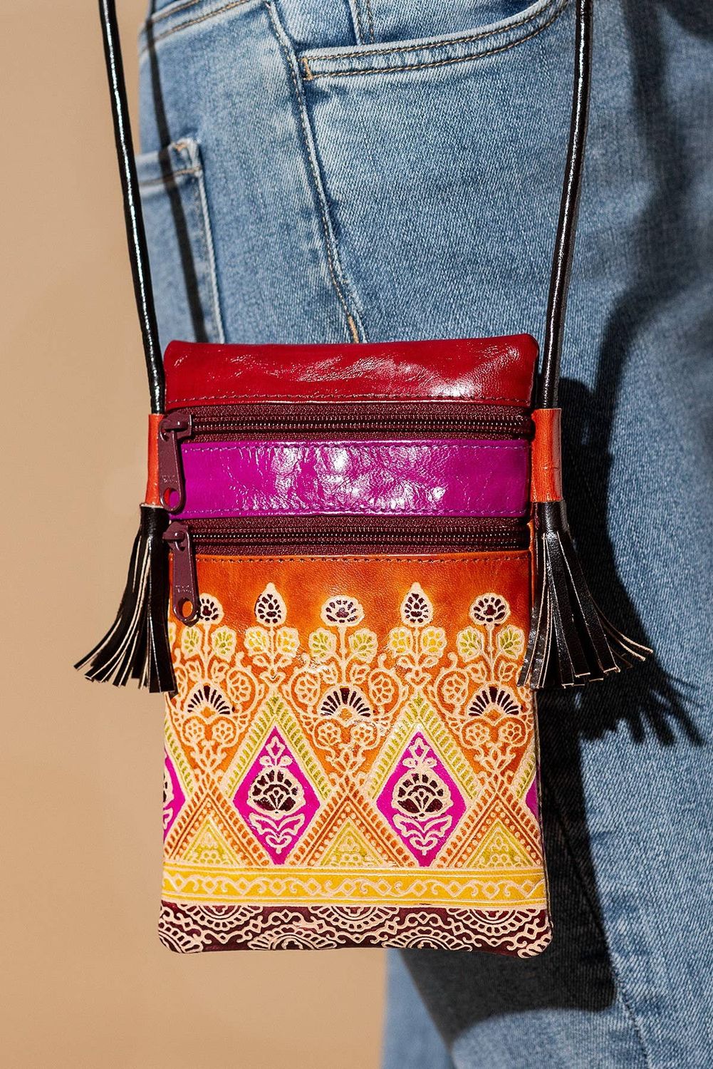 Hand-painted Genuine Leather Cellphone Bag - ethnic motif