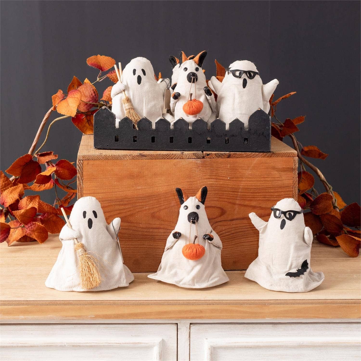 Ghosts Seasonal Decor