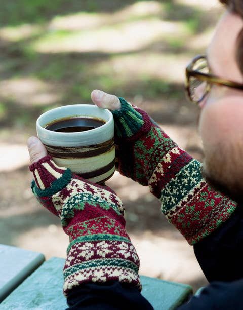 Fingerless Mittens - Noel